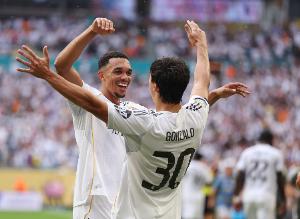 官方网站-阿诺德：我认为自己适应得不错 对阵巴黎将是一场艰难的比赛