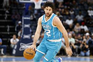 体育娱乐-欧记：奥林匹亚科斯对米西奇报价3年1200万欧 球员要价年薪600万