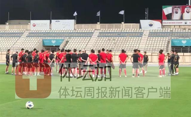 在线体育-韦世豪李磊参加合练 朱辰杰继续养伤恐无缘中越战